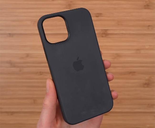 The Best 2021 iPhone 12 cases 